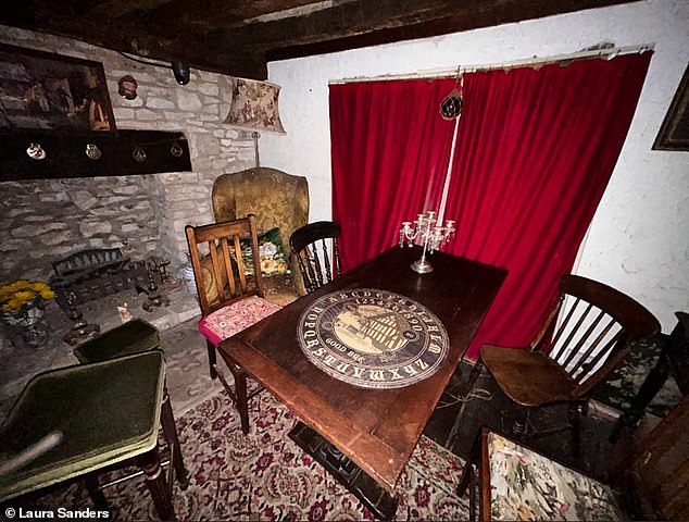 Laura visited the inn with a group of paranormal enthusiasts, 'who¿d paid for the pleasure of being scared half to death with ghost experience agency Haunted Rooms'